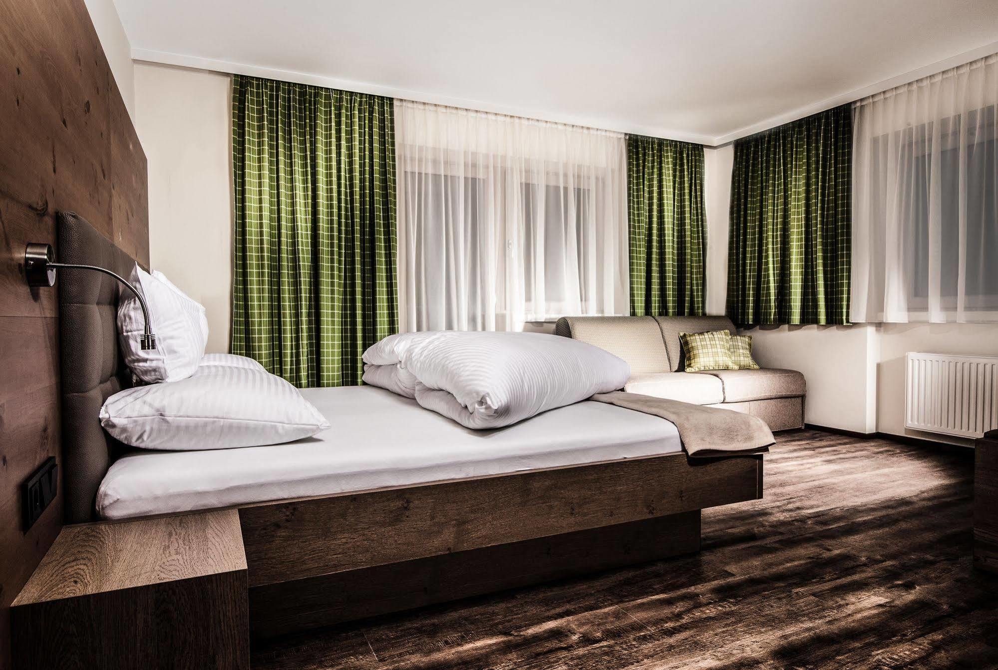 Aktivhotel Tuxerhof Zell am Ziller Exterior photo