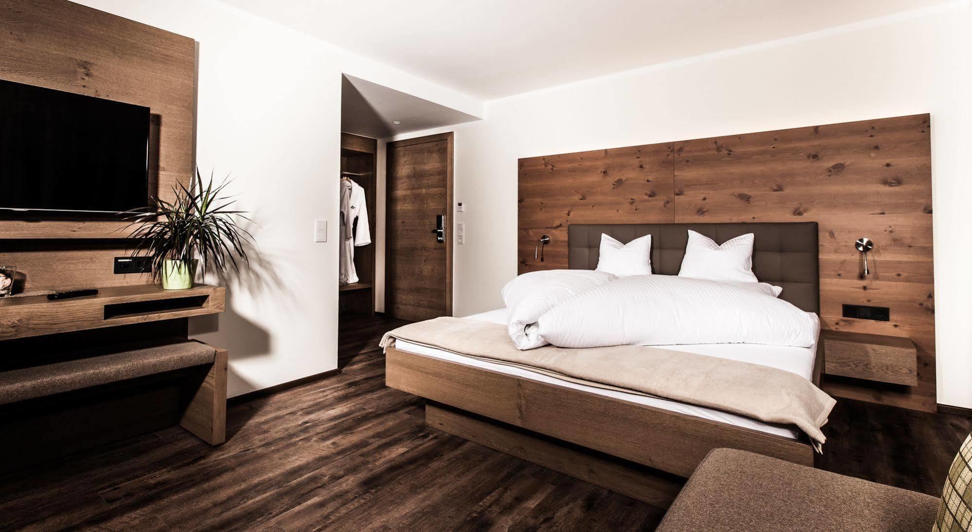Aktivhotel Tuxerhof Zell am Ziller Exterior photo
